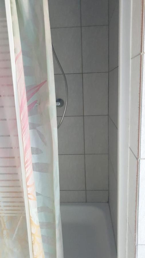 Isas Hostel Βερολίνο Εξωτερικό φωτογραφία