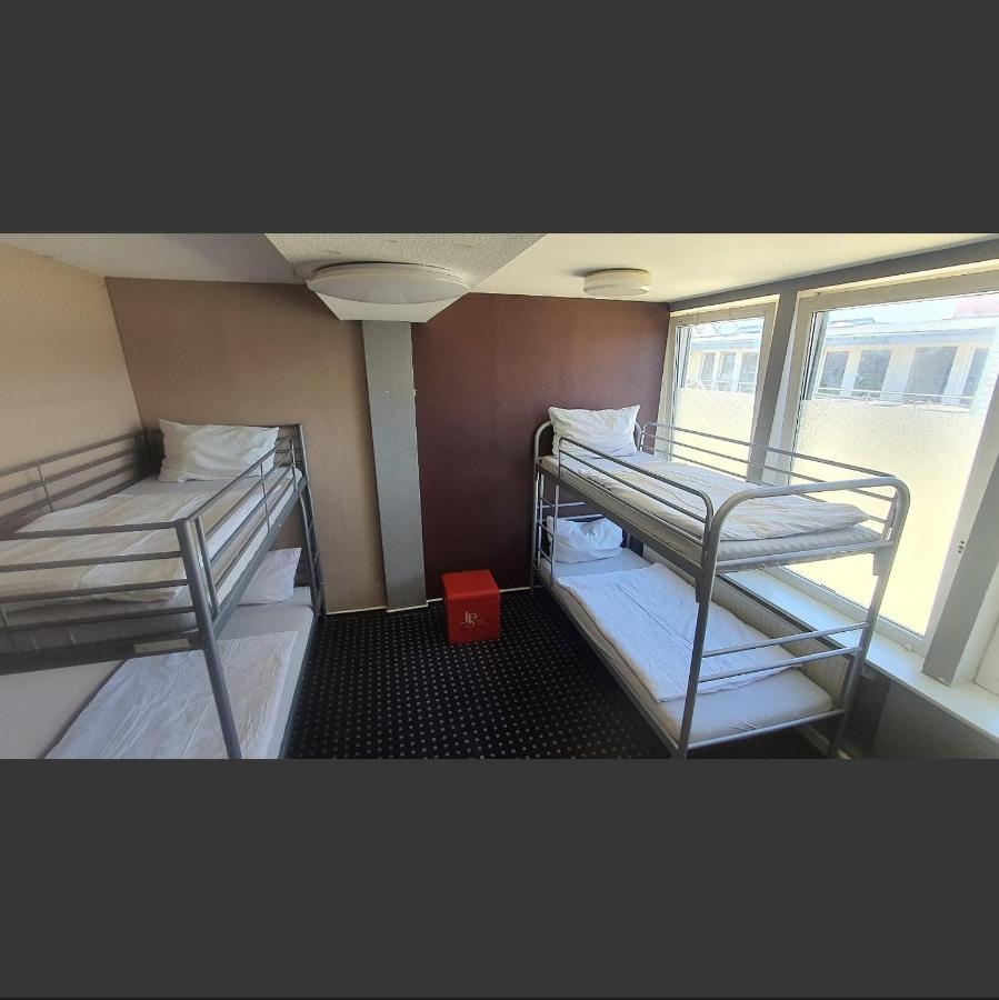 Isas Hostel Βερολίνο Εξωτερικό φωτογραφία
