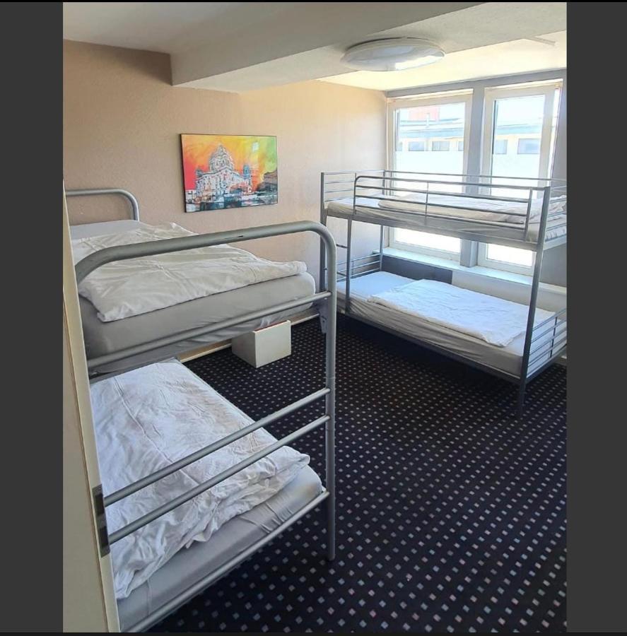 Isas Hostel Βερολίνο Εξωτερικό φωτογραφία