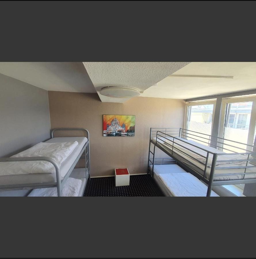 Isas Hostel Βερολίνο Εξωτερικό φωτογραφία