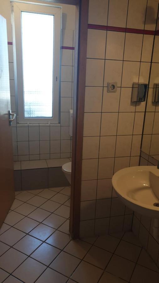 Isas Hostel Βερολίνο Εξωτερικό φωτογραφία