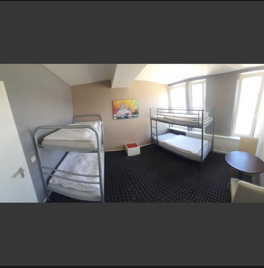 Isas Hostel Βερολίνο Εξωτερικό φωτογραφία