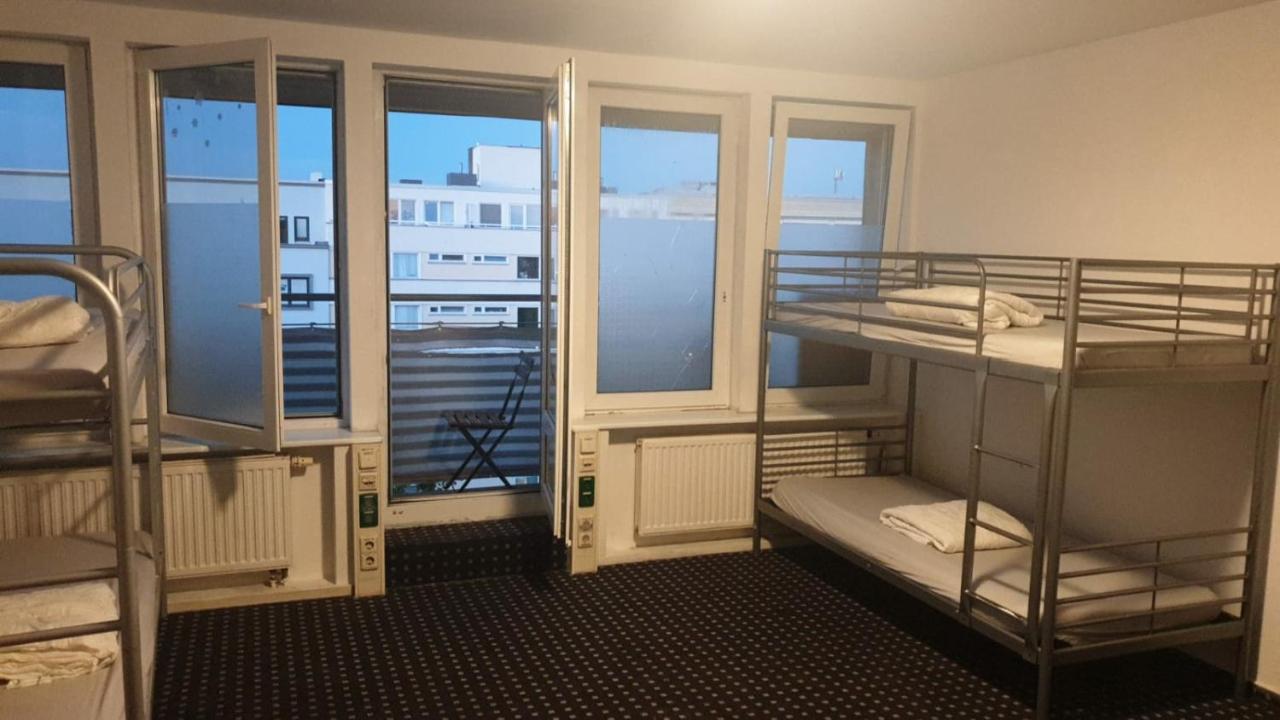 Isas Hostel Βερολίνο Εξωτερικό φωτογραφία