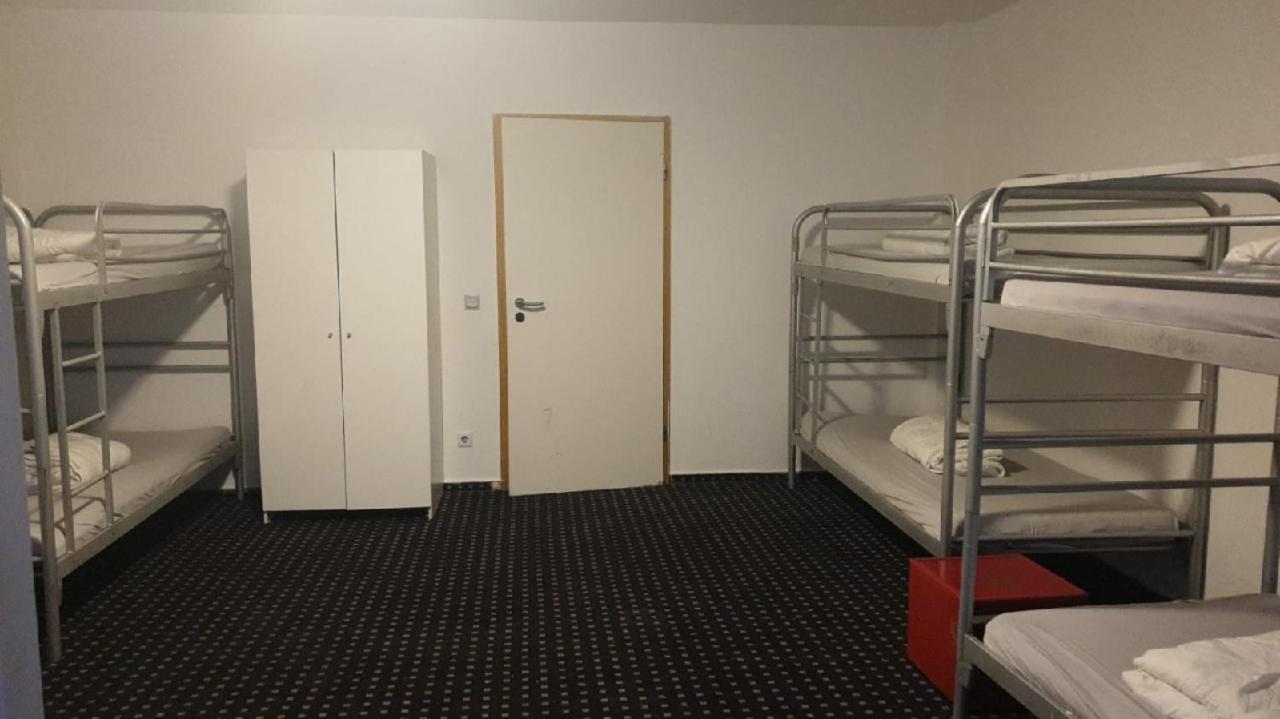 Isas Hostel Βερολίνο Εξωτερικό φωτογραφία