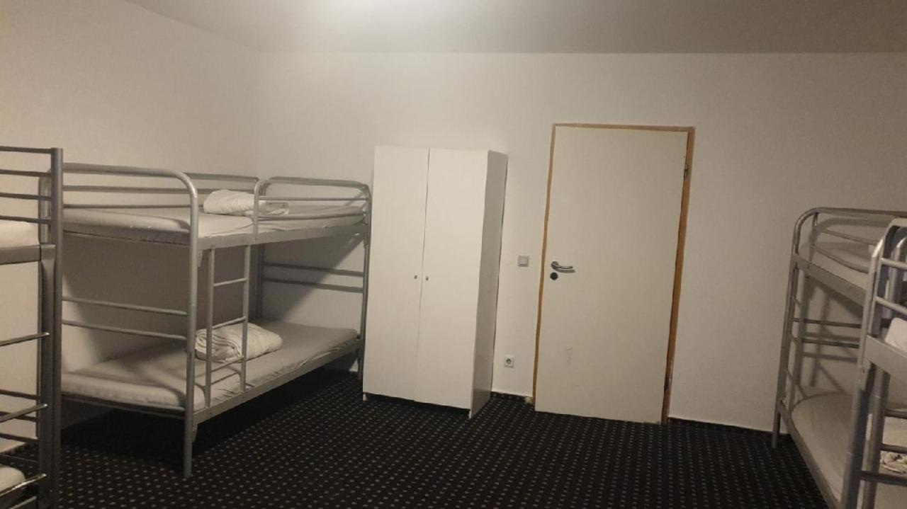 Isas Hostel Βερολίνο Εξωτερικό φωτογραφία