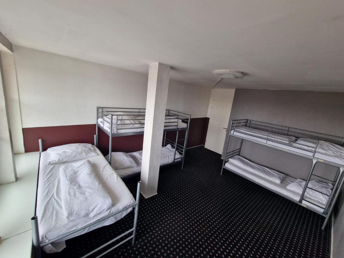 Isas Hostel Βερολίνο Εξωτερικό φωτογραφία