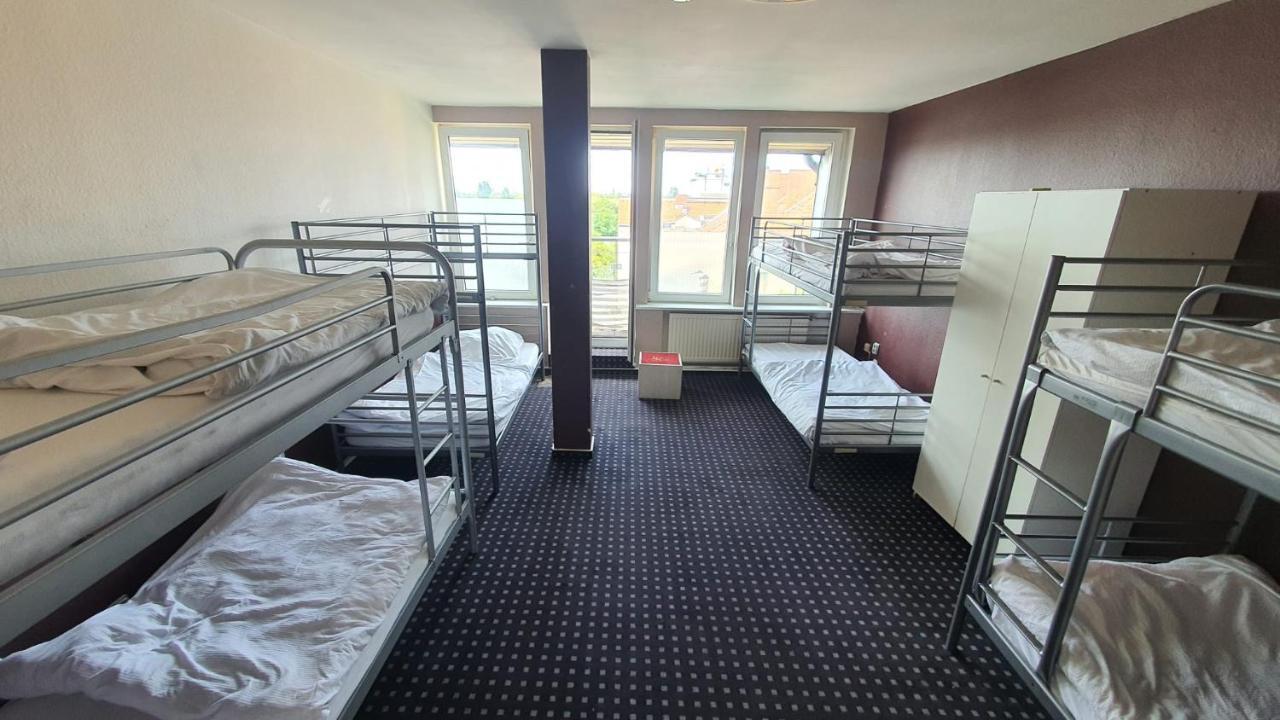 Isas Hostel Βερολίνο Εξωτερικό φωτογραφία